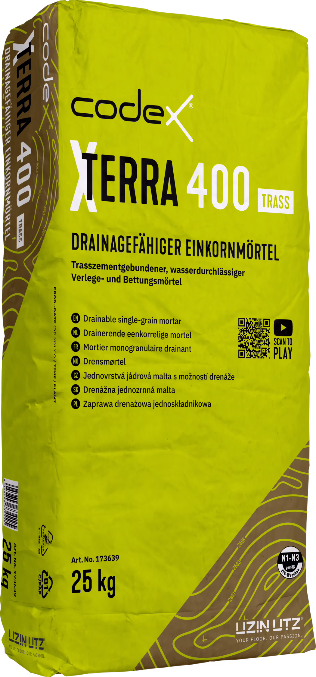Gelb-grüner 25-kg-Sack codex X TERRA 400 TRASS, ein drainagefähiger Einkornmörtel. Die Vorderseite zeigt das Logo 'codex', den großen Produktnamen 'X TERRA 400' mit 'TRASS'-Kennzeichnung, die deutsche Überschrift 'DRAINAGEFÄHIGER EINKORNMÖRTEL', mehrsprachige Kurzbeschreibungen, einen QR-Code mit 'SCAN TO PLAY'-Symbol, Artikelnummer und Gewicht '25 kg' sowie braune konturartige Grafiken und Markenaufdruck unten. Geeignet für wasserdurchlässigen Verlege- und Bettungsmörtel.